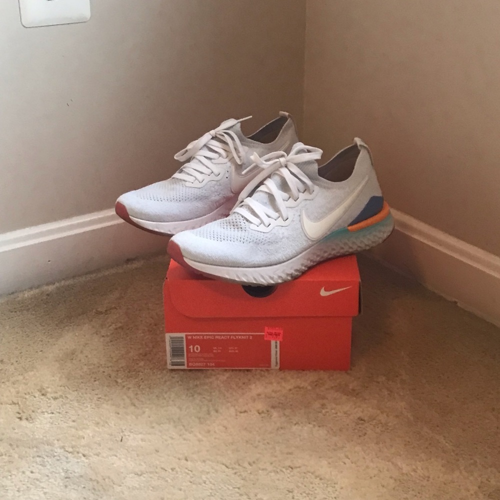 Women’s Nike shoe.